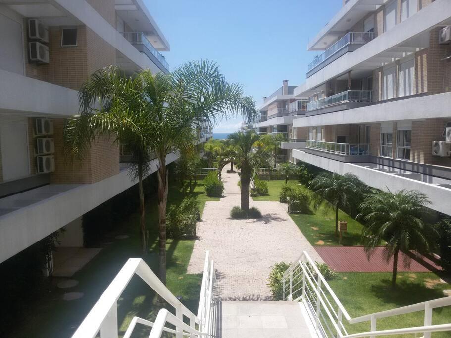 Essence Life Pe Na Areia *